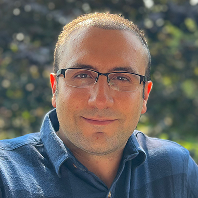 Headshot portrait of Ozgun Kizilkaya